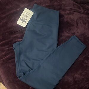 NEW Fabletics Deep Blue Active Leggings